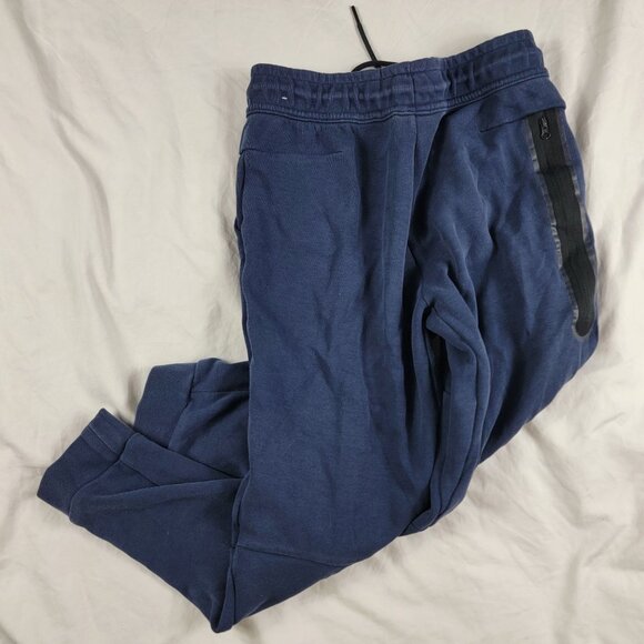 Nike Tech Fleece Boys Large Dark Blue Jogger Sweatpants Athletic Outdoors Casual - Picture 2 of 12